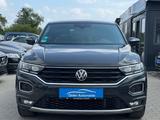 Volkswagen T-Roc 2.0 TDI Sport++Finanzierung++Garantie++ - 0 Prozent Finanzierung Angebote: Auto gebraucht