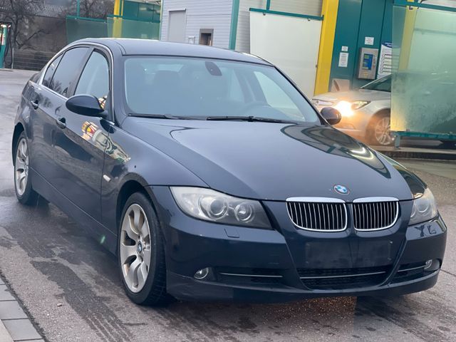 BMW 330d Baureihe 3 Lim. 231 PS