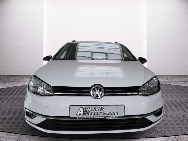 Fahrzeugabbildung Volkswagen Golf VII Variant 1.6 TDI IQ. Drive ACC NAVI AHK