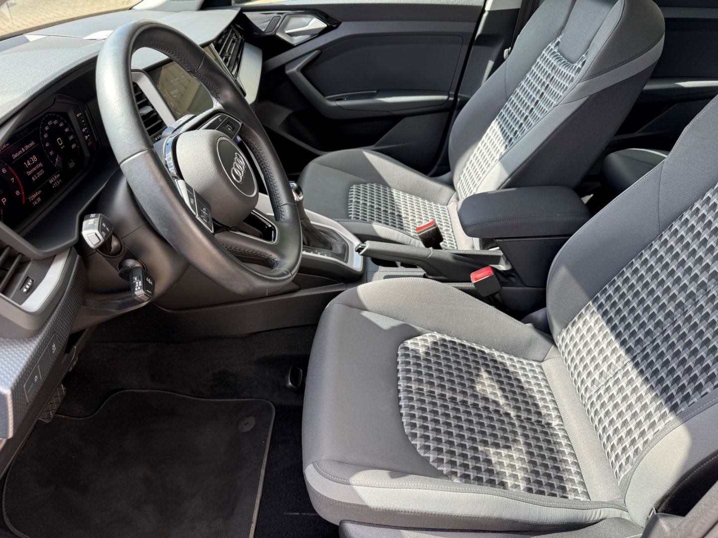 Fahrzeugabbildung Audi A1 35 TFSI advanced 1.5 EU6d-T Sportback
