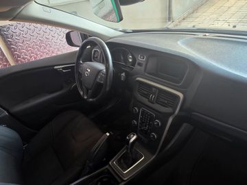 Volvo V40 - 9
