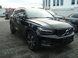 Volvo XC 40  R Design Recharge Plug-In Hybrid - Volvo XC40 in Leverkusen