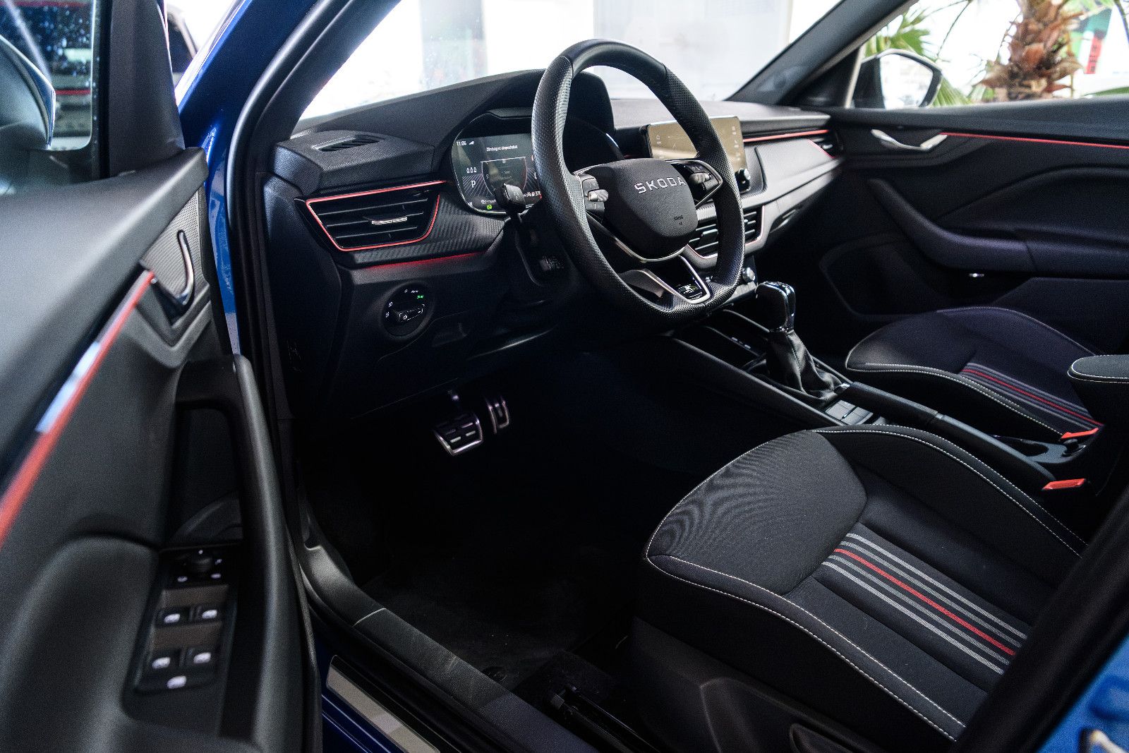 Fahrzeugabbildung SKODA Kamiq Monte Carlo + ACC + KAMERA + PANO + AHK