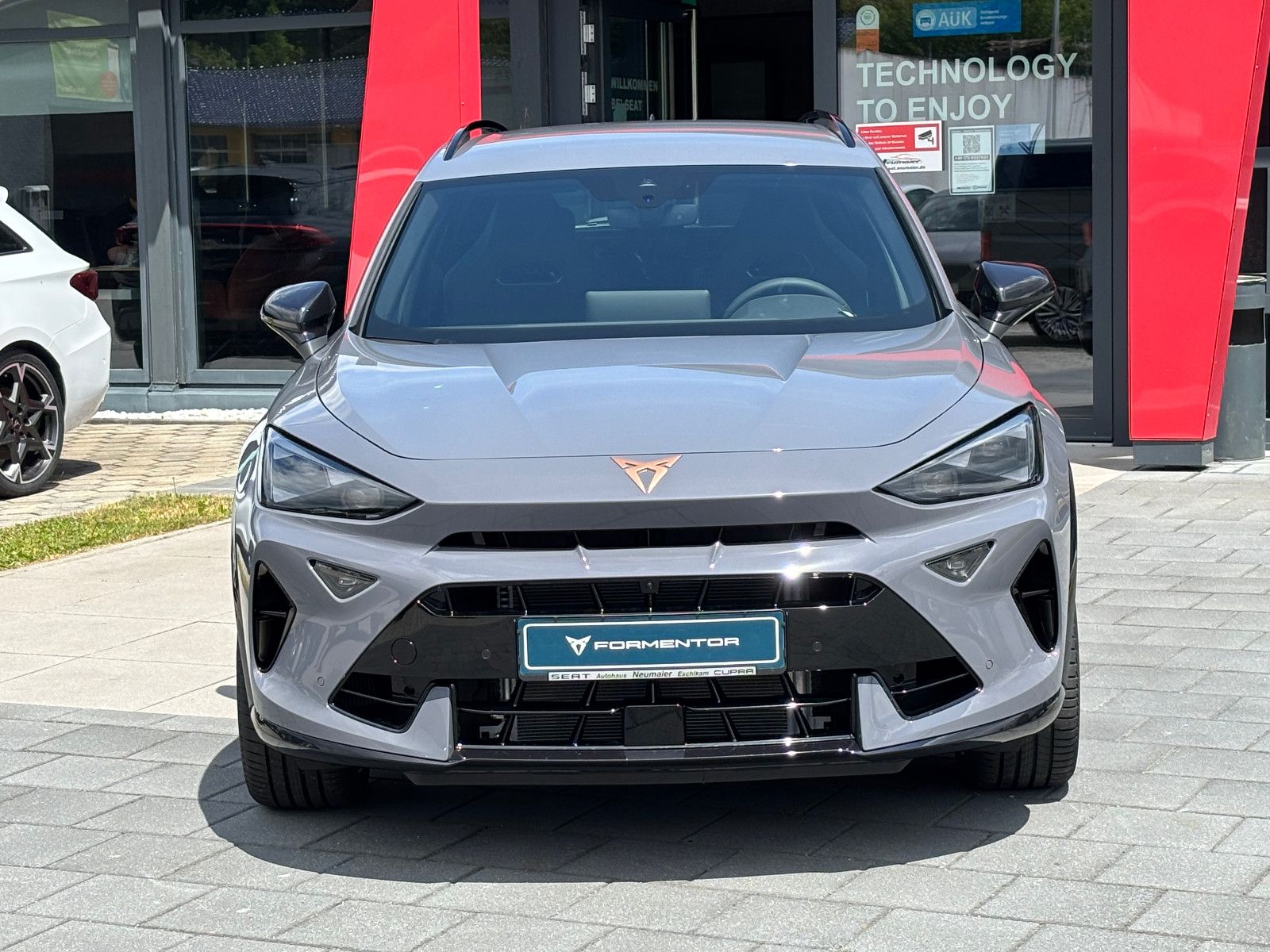 Cupra Formentor VZ 2.0TSI 333PS DSG 4x4 MATRIX NAV SHZ foto 2