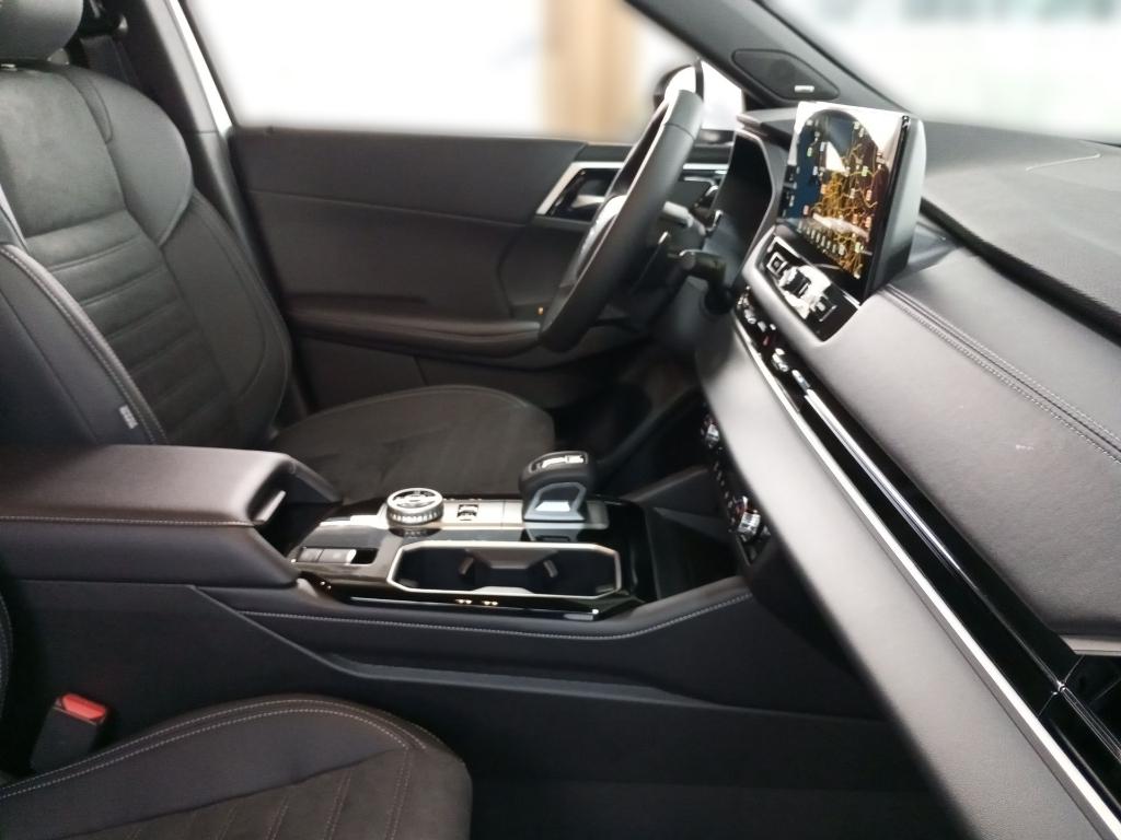 Mitsubishi Outlander Plug-in Hybrid 2.4L Select