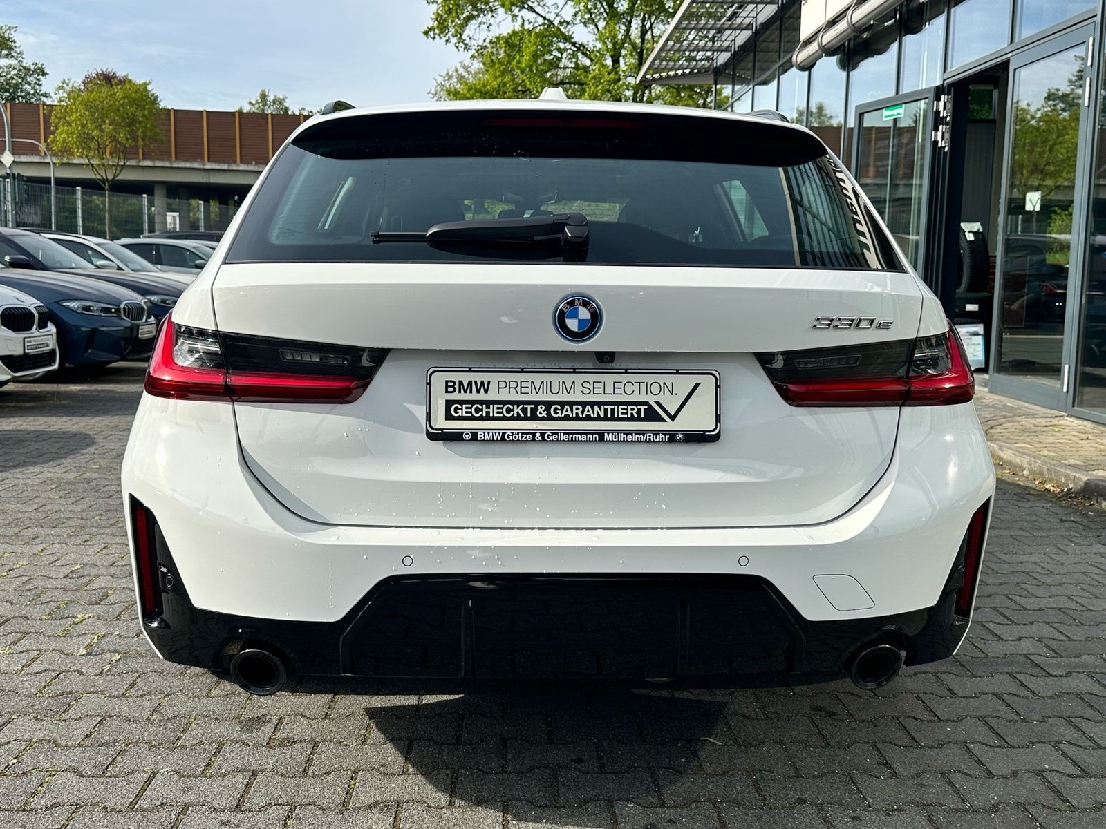 BMW 330 - Bild 24