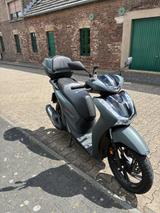Honda SH 150i - Honda Motorräder in Köln