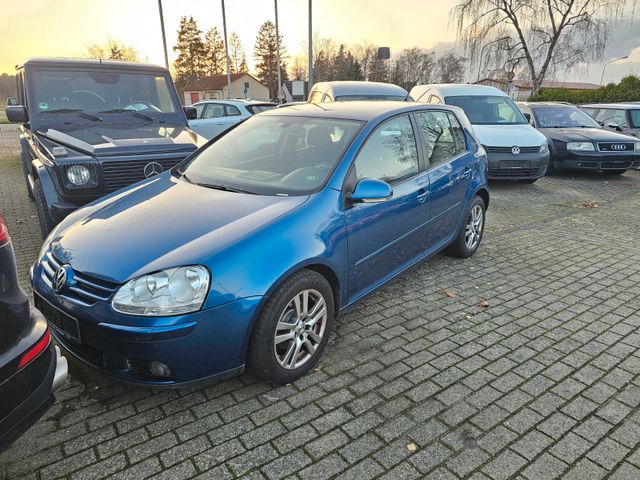 Volkswagen Golf V Lim. Tour+Navi+PDC+SHZ+Tempomat