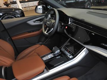 Audi Q7 - 6