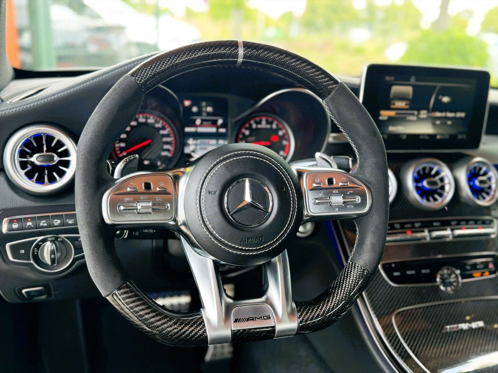 Fahrzeugabbildung Mercedes-Benz C 63 S AMG Coupe Night Performance *Keramik*ACC*