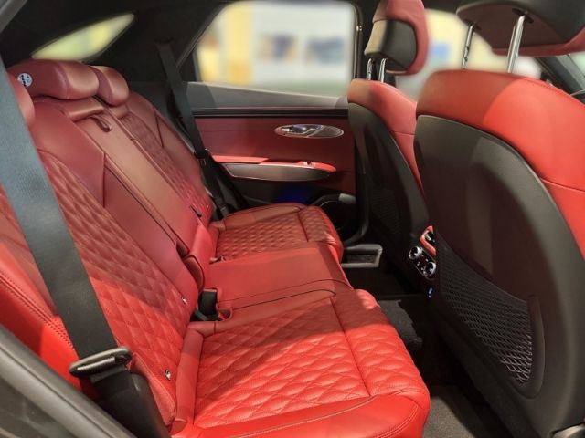 Fahrzeugabbildung Genesis GV70 Sport 4WD Memory Sitze LED ACC El. Heckklap