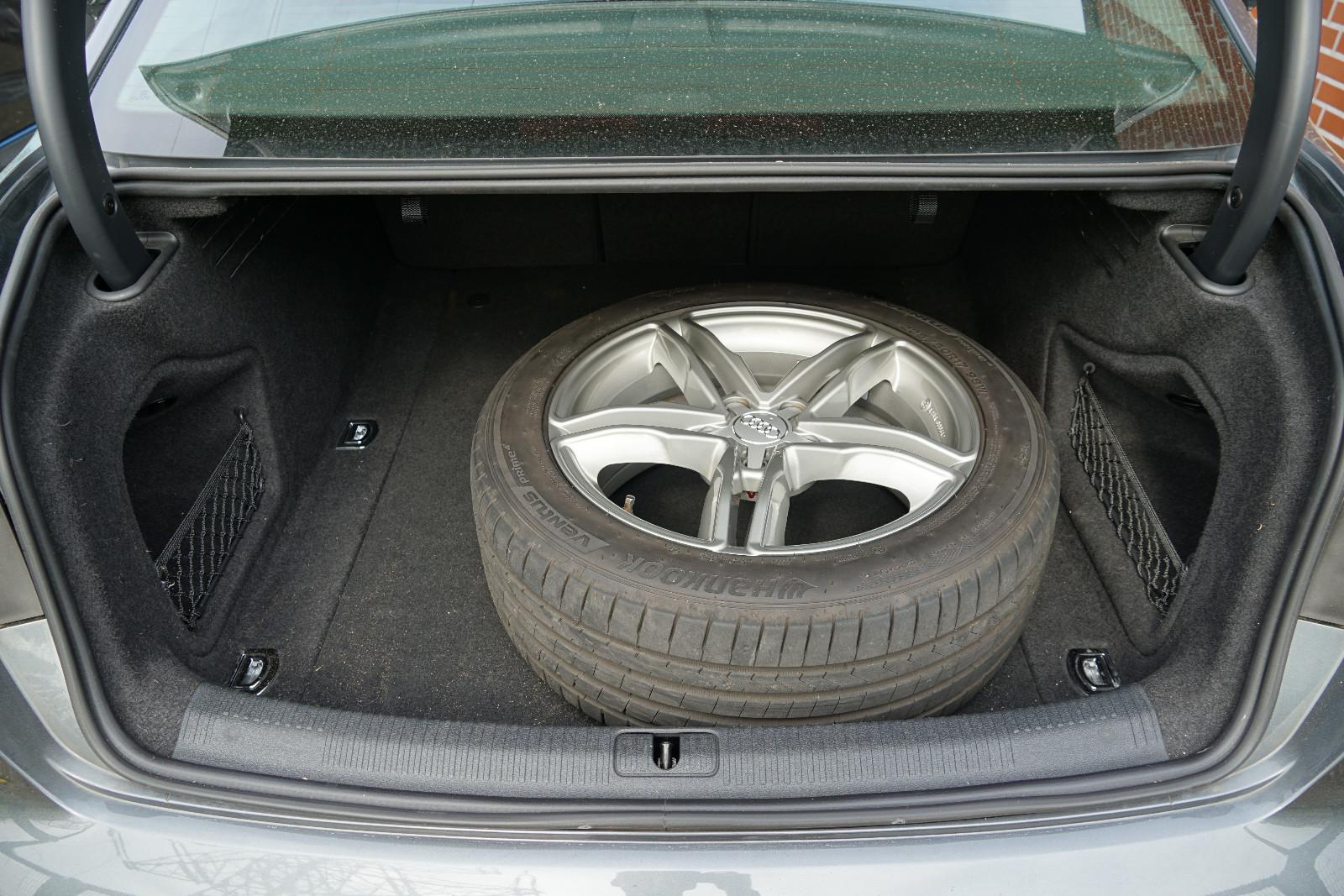 Audi A4 Lim. sport Ultra TEMP NAVI SHZ CAM 8-f bereif