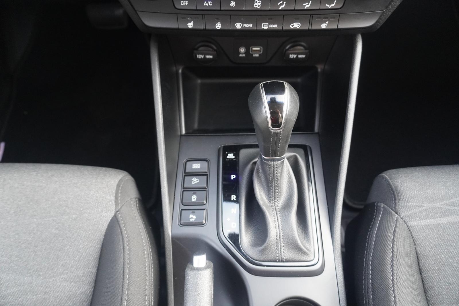 Hyundai Tucson 1.6 T-GDI Navi Kamera AHK DAB Sitzheizung