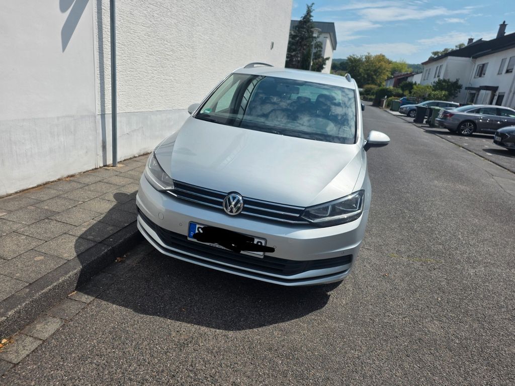 Image of Volkswagen Touran