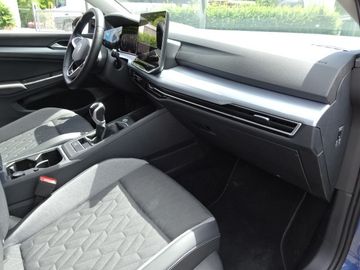 Fotografie 9 des VW Golf VIII 1.5 TSI Goal*AHK*LED plus*Travel+Side*
