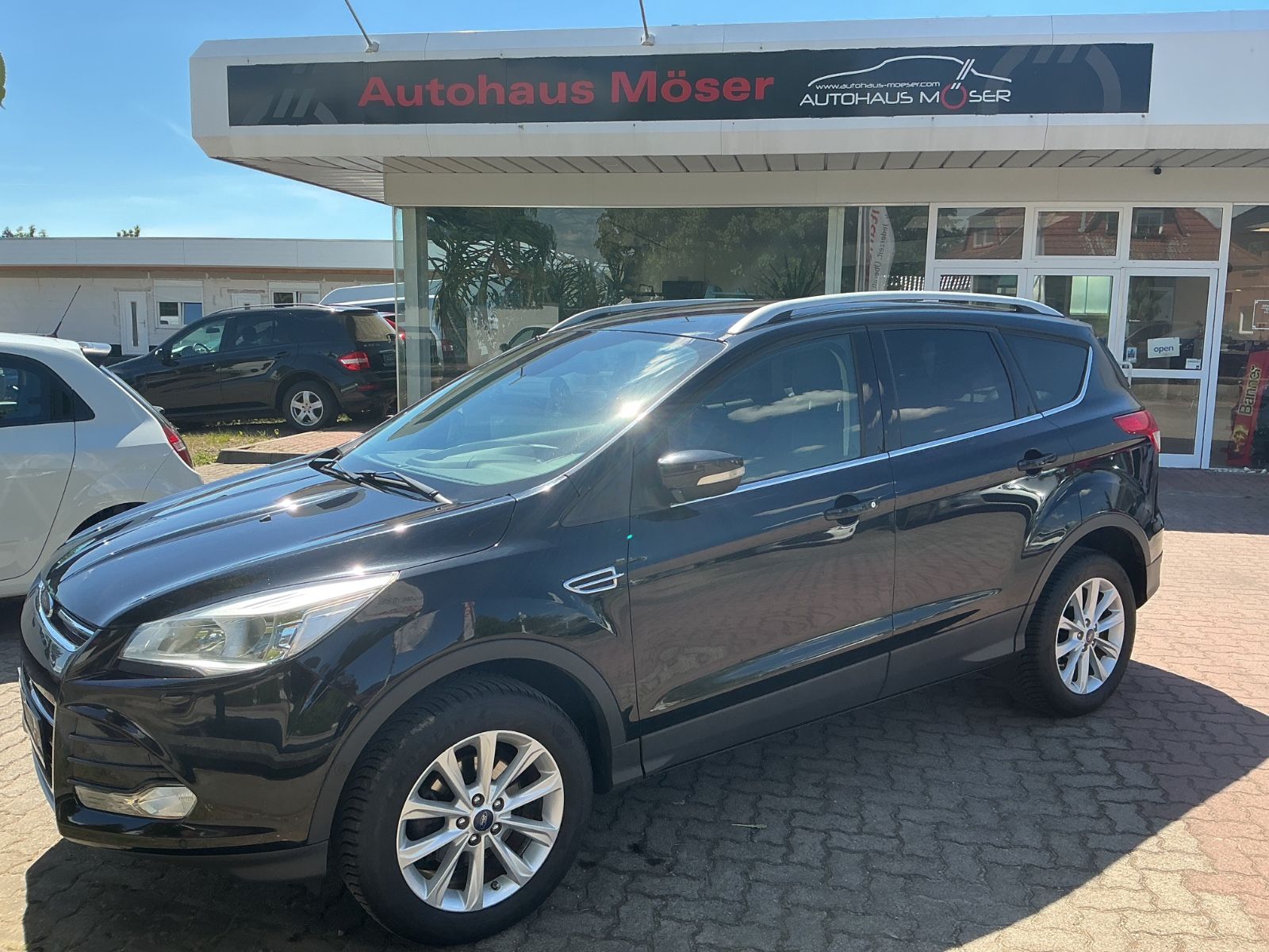 Ford Kuga - 1