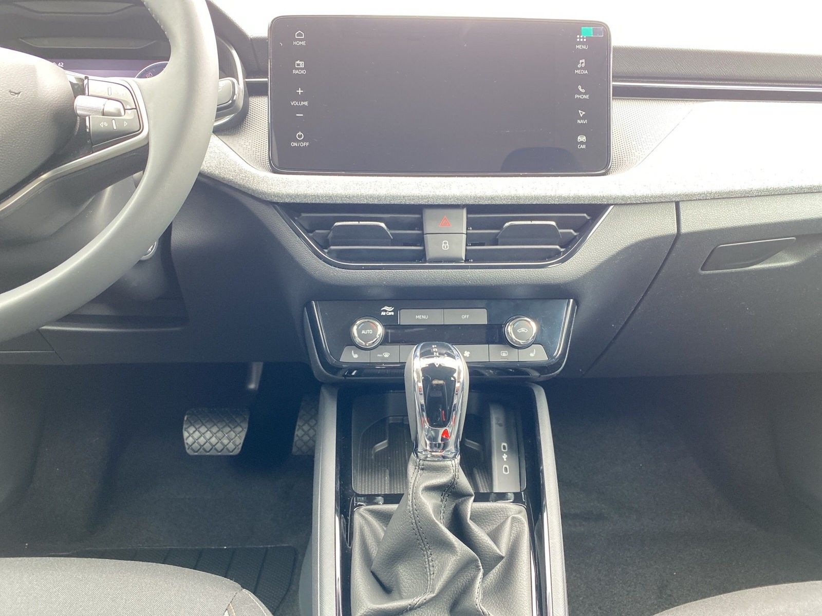 SKODA Scala Selection 1,0 TSI DSG 85kW/115PS - Image 12