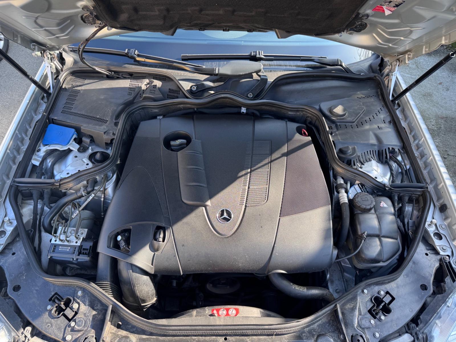 Mercedes-Benz E 220 CDI ELEGANCE 