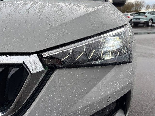 Fahrzeugabbildung SKODA Scala 1.5TSI DSG Selection +NAVI+RFK+SHZ+PDC+LED