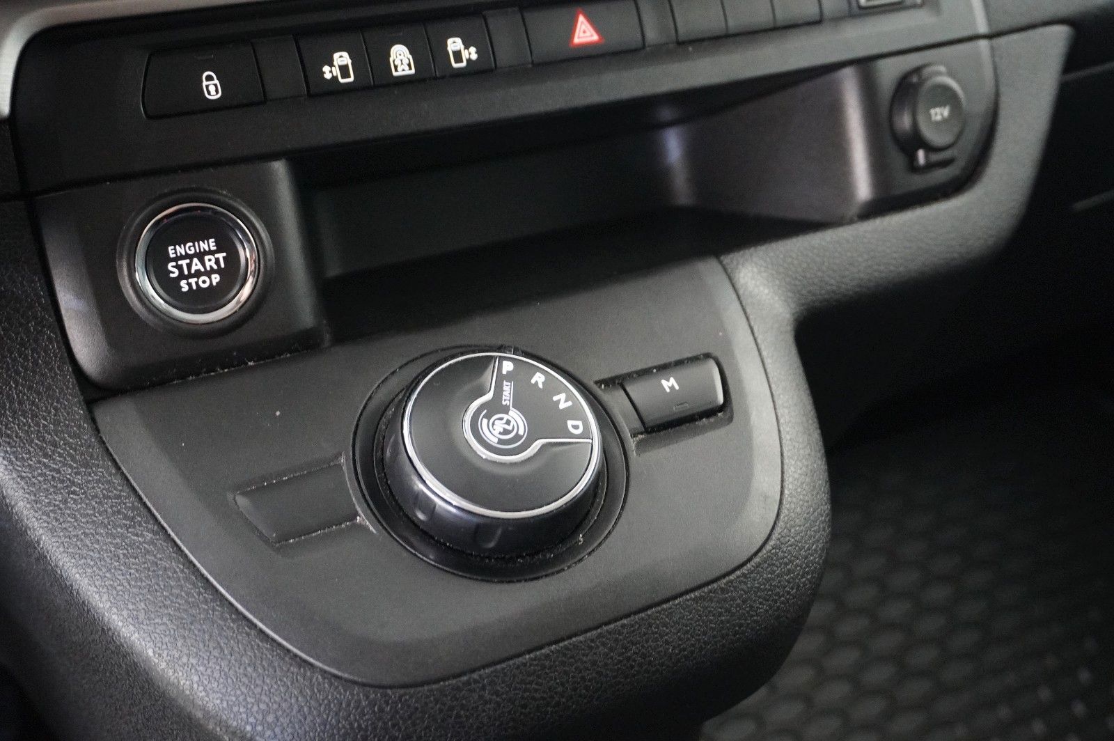 Fahrzeugabbildung Opel Zafira Life Tourer 2.0D "M" NAVI/LED/KAMERA/SHZ