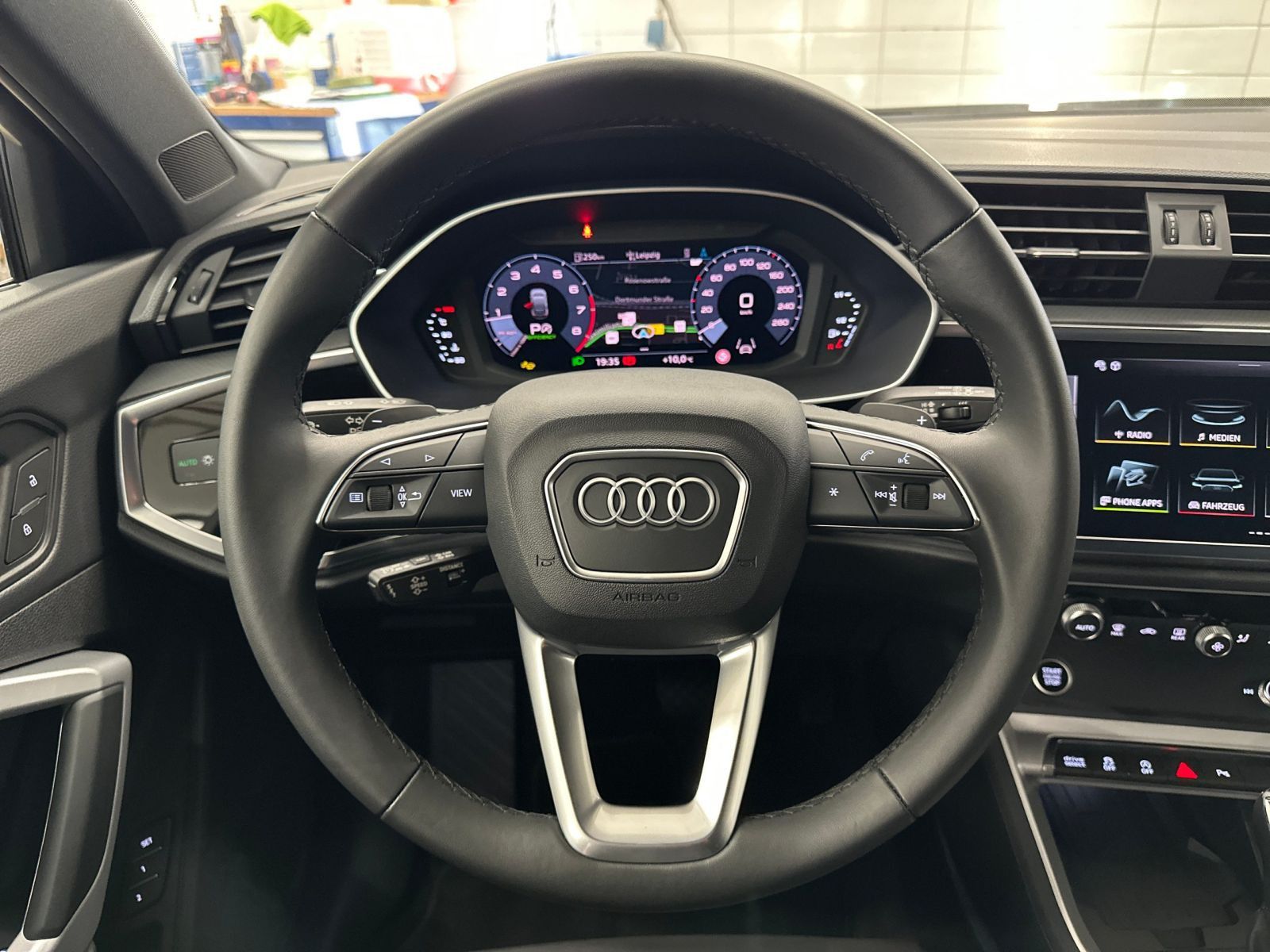 Audi Q3 - Bild 11