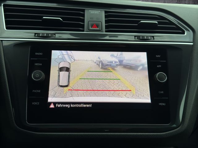Volkswagen Tiguan R-Line 2.0 TDI DSG*DIGITAL*LED*NAVI*ACC