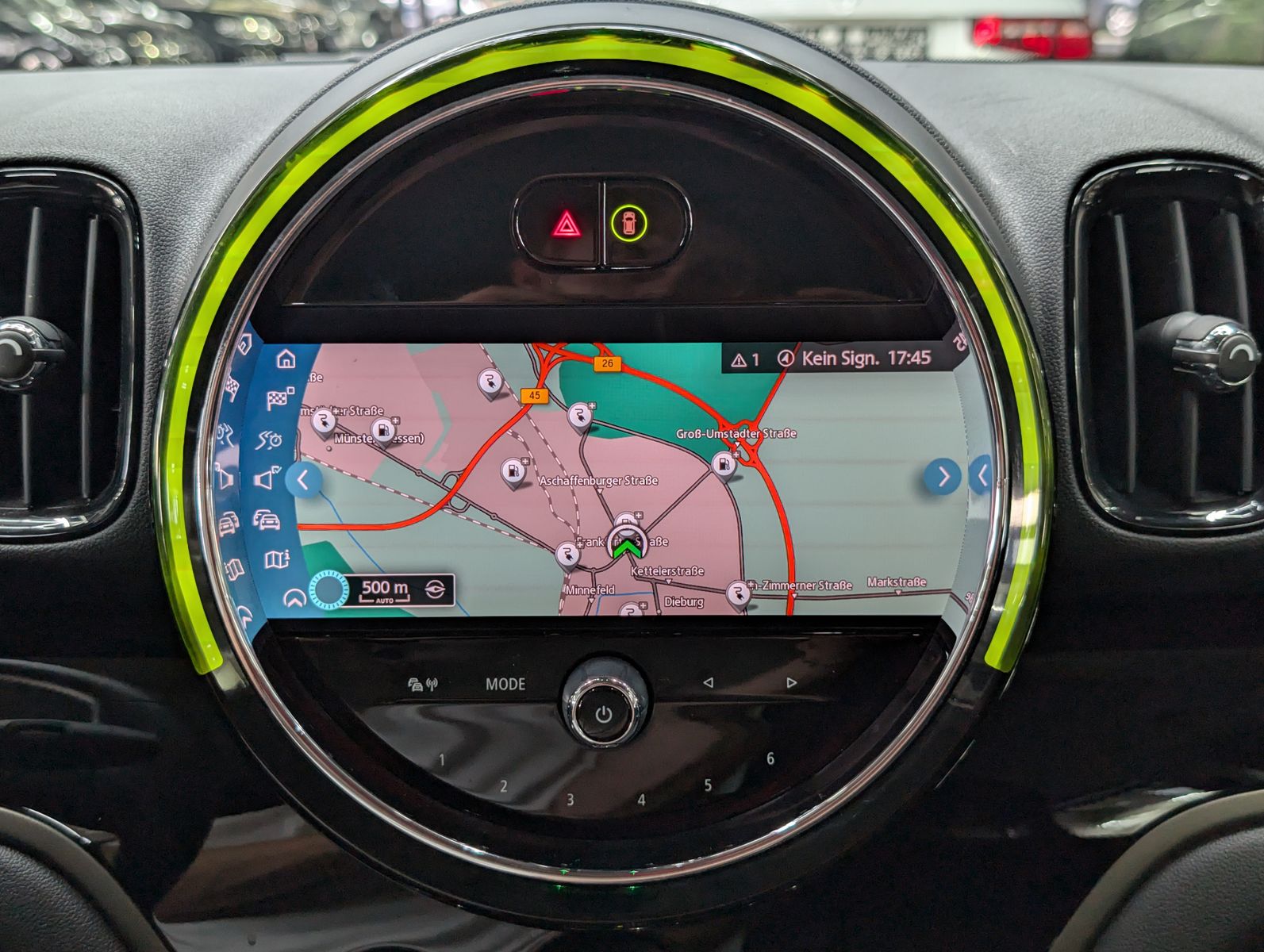 Fahrzeugabbildung MINI Countryman SE (Cooper) Essential Trim All4 94%So