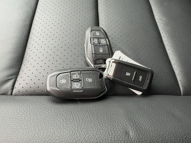 Foto Nummer 22: PEUGEOT Traveller