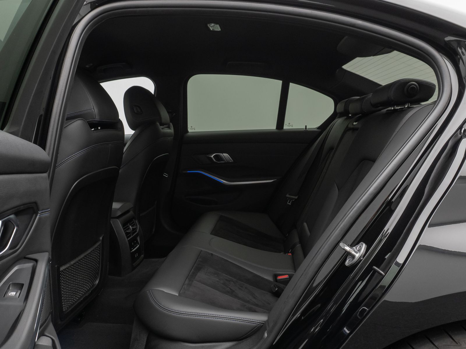 Fahrzeugabbildung BMW 330i xD M Sport Kamer DAB HiFi Stop&Go Alarm 19"
