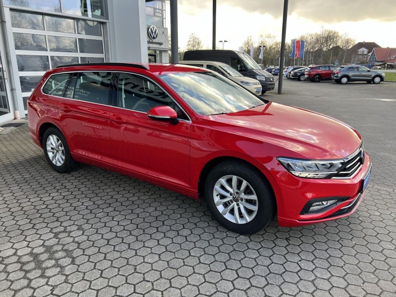 Volkswagen Passat Variant - Bild 2