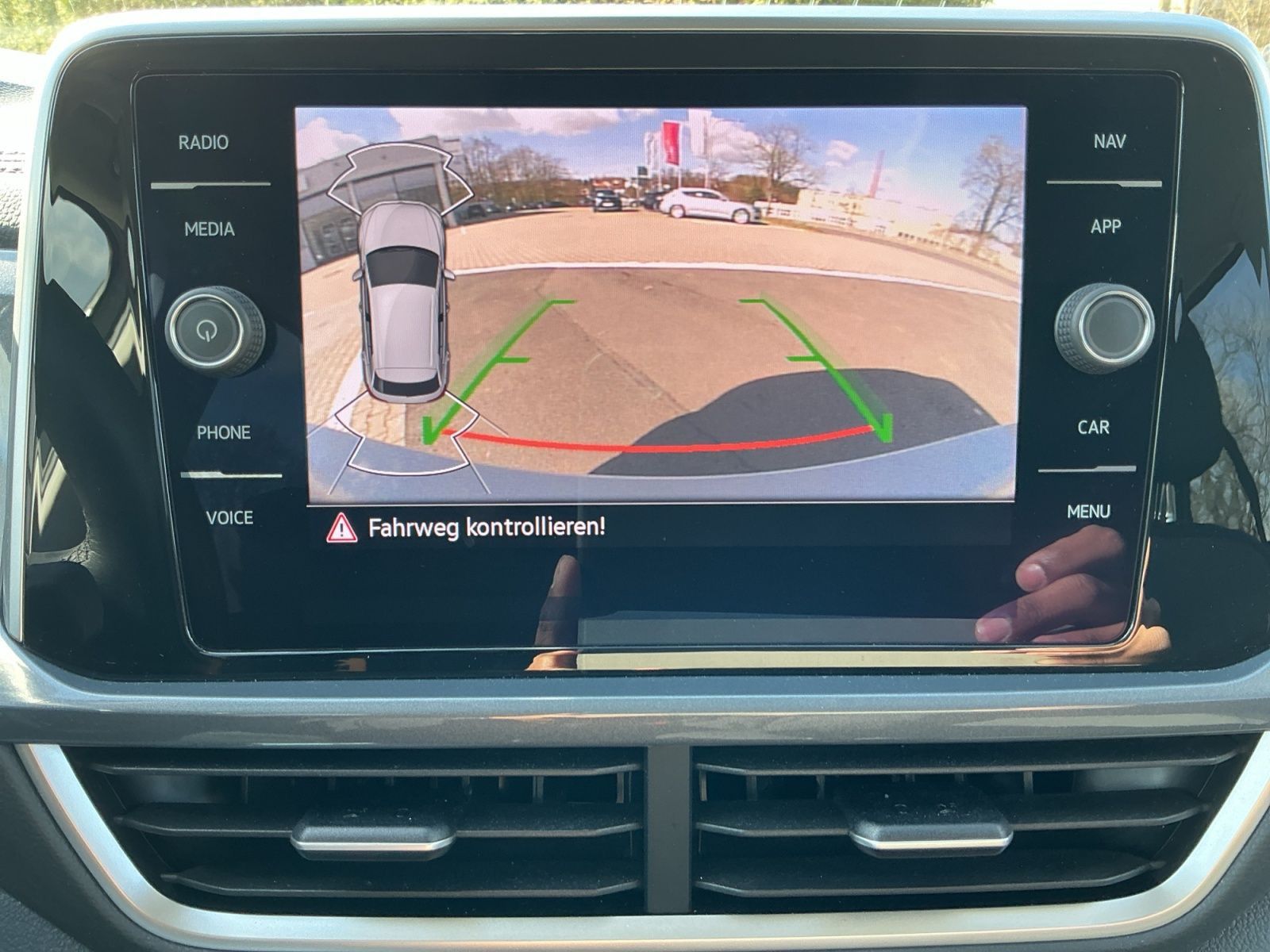 Volkswagen T-Roc - Bild 18