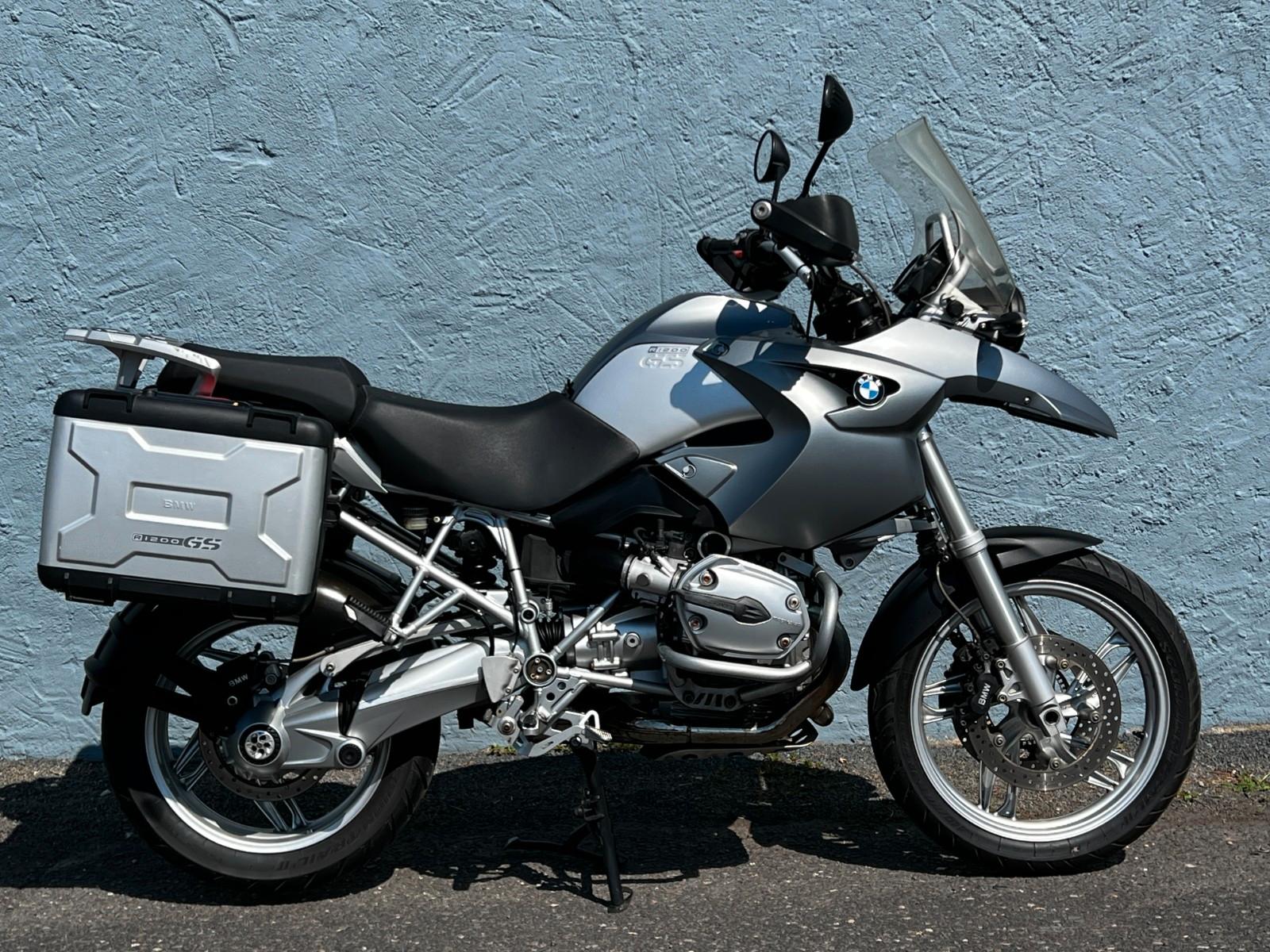 BMW R 1200 GS *AKRAPOVIC*BMW-SCHECKHEFT*LIEFERUNG*