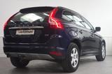 Volvo XC60 Kinetic 2WD Navi Klimaaut. SHZ PDC AHK - Volvo XC60 Kinetic mit Diesel-Antrieb