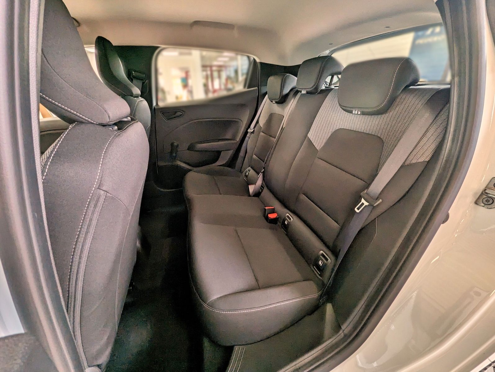 Mitsubishi Colt - Bild 10