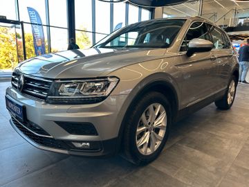 MYAUTOCENTER – Gebraucht- und Jahreswagen mit Werkstattservice in Pfaffenhofen Volkswagen Tiguan *1.HAND*MEMORY*ACC*LED*CARPLAY*3-ZONEN*