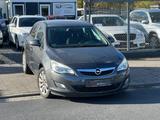Opel Astra J Lim. 5-trg. Design Edition - Opel Astra: Design Edition