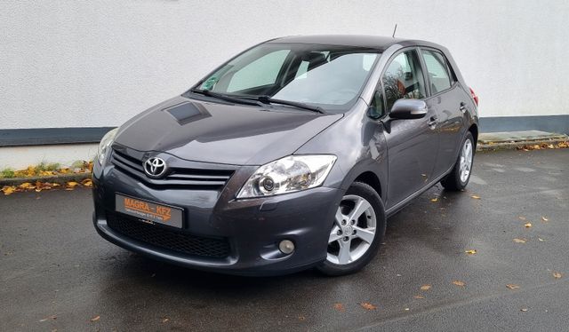 Toyota Auris 1,6 Executive/Webasto/Keyless Go/PDC