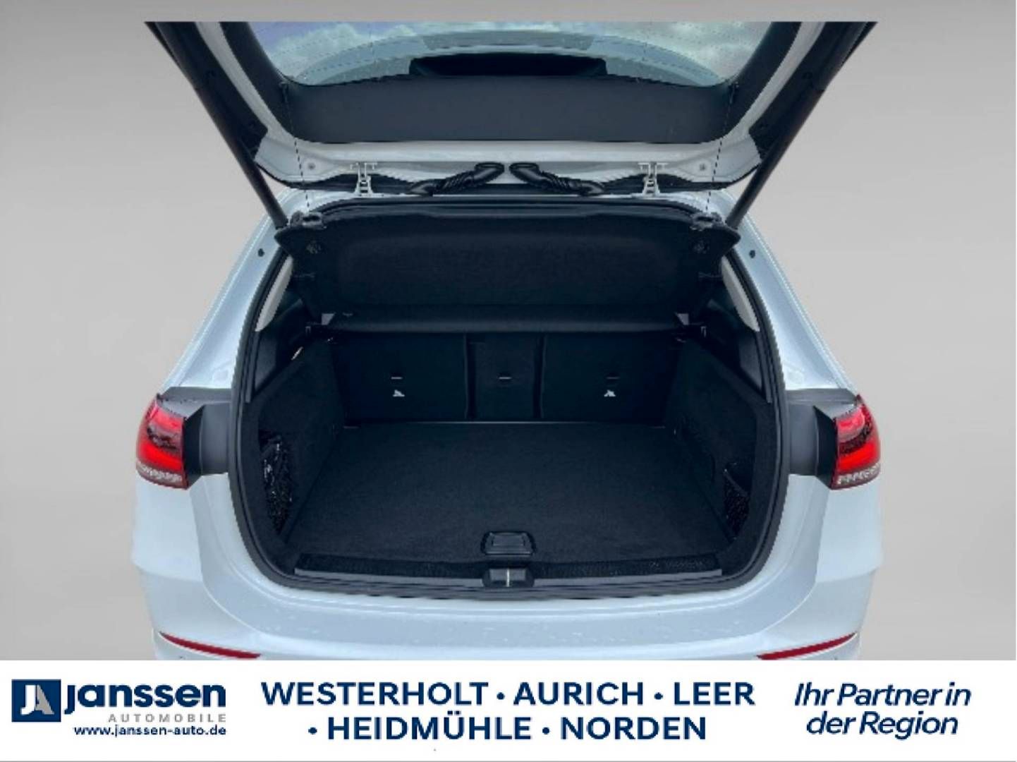 Fahrzeugabbildung Mercedes-Benz B 200d 8G-DCT AMG Line