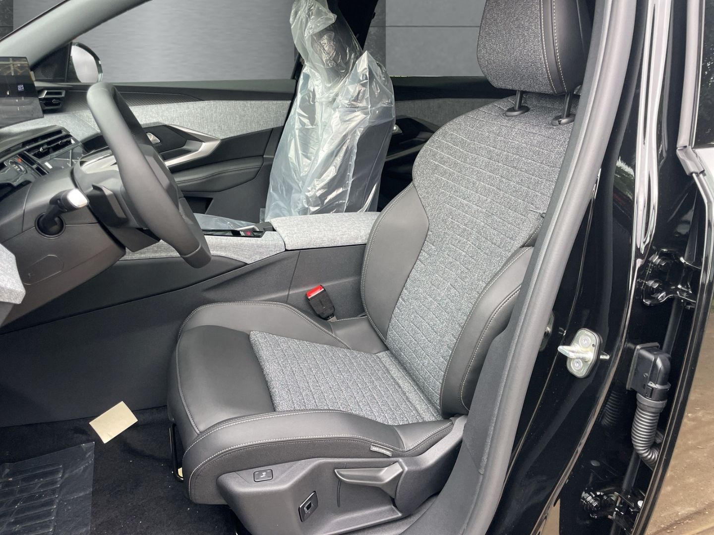 Peugeot 3008 - Bild 8