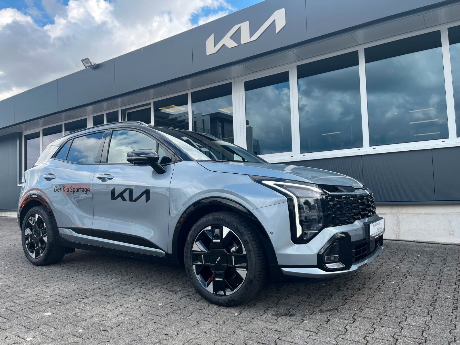Fahrzeugabbildung Kia Sportage 1.6T AWD DCT GT-LINE SD GD DRI SOUND