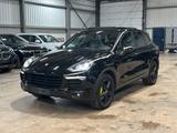 Porsche Cayenne S E-Hybrid - Porsche Cayenne mit Hybrid-Antrieb: Geländewagen