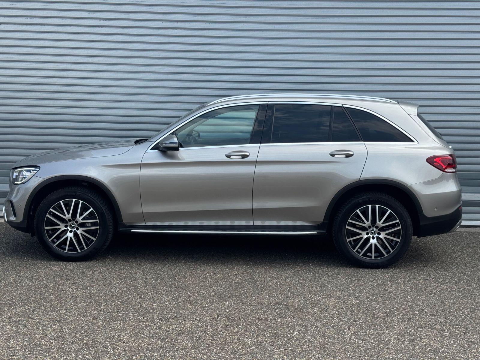 Mercedes-Benz GLC 300 e 4Matic Top Zustamd foto 5