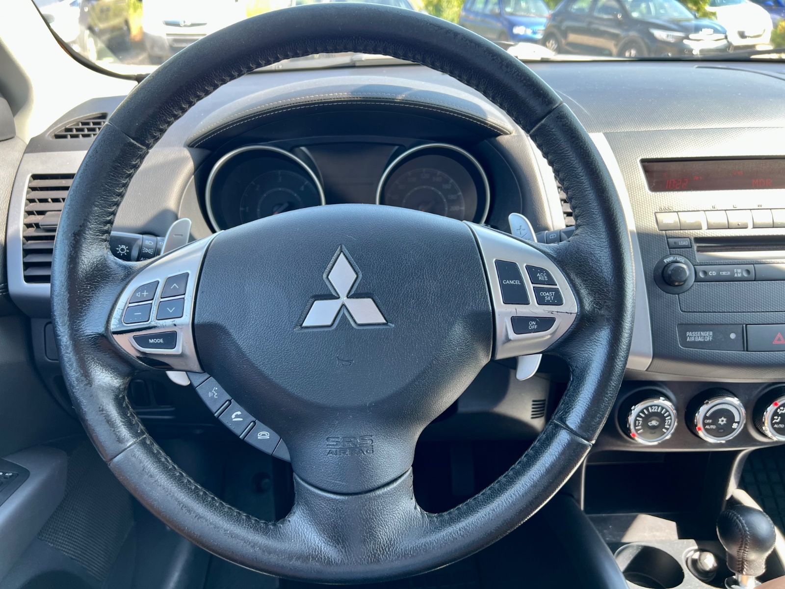 MITSUBISHI Outlander 4WD AAC SHZ XENON KAMERA