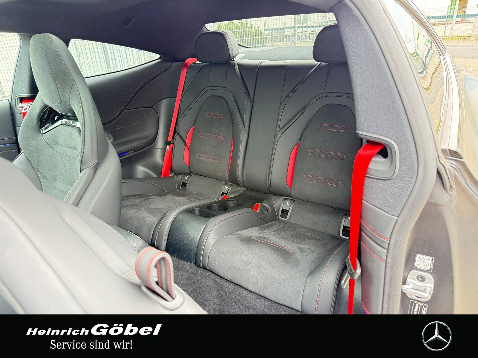 Fahrzeugabbildung Mercedes-Benz AMG CLE 53 4M+ FAP+*STANDHEIZUNG*HUD*PANO*20ZOLL