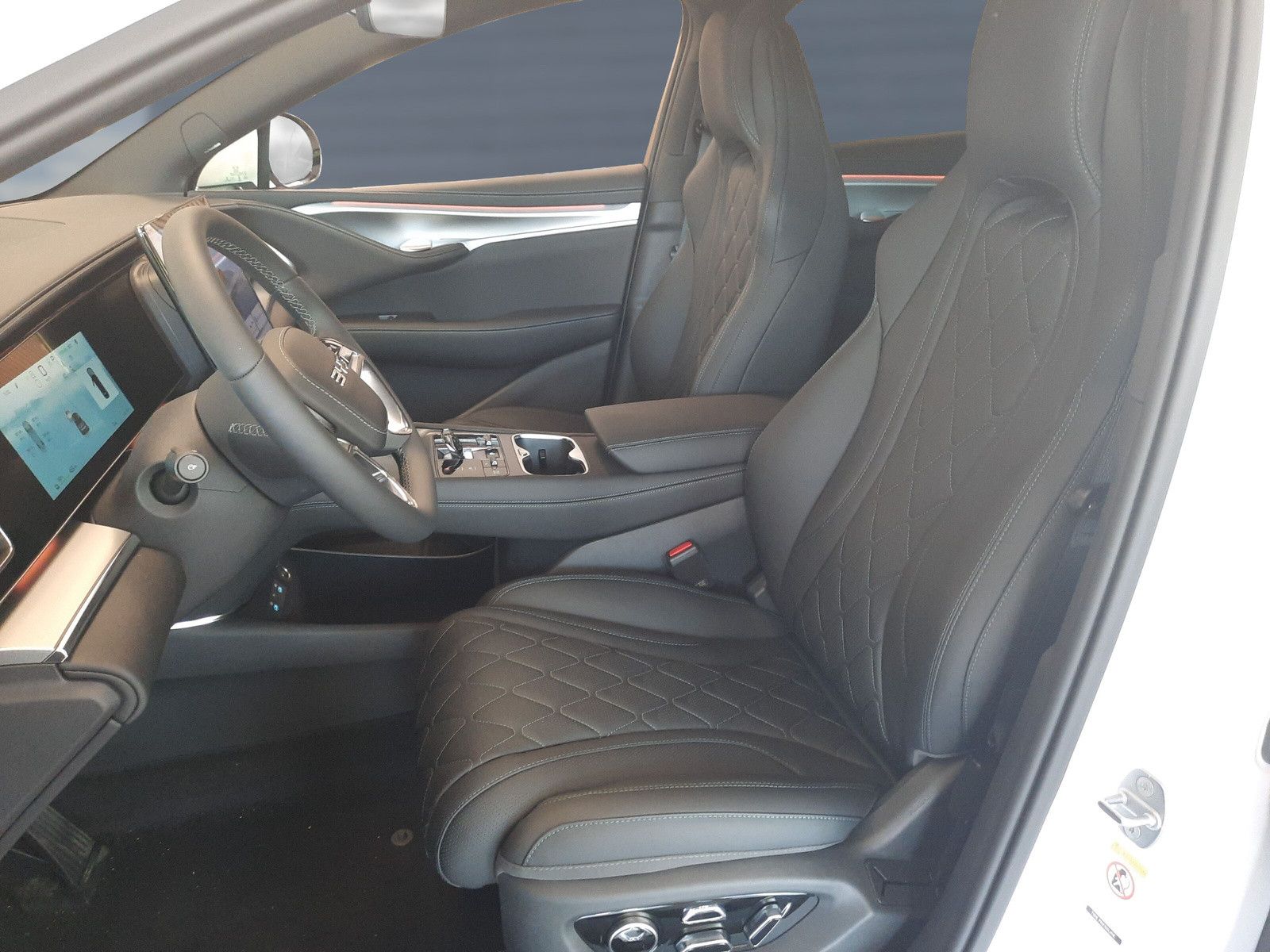 BYD SEALION 7