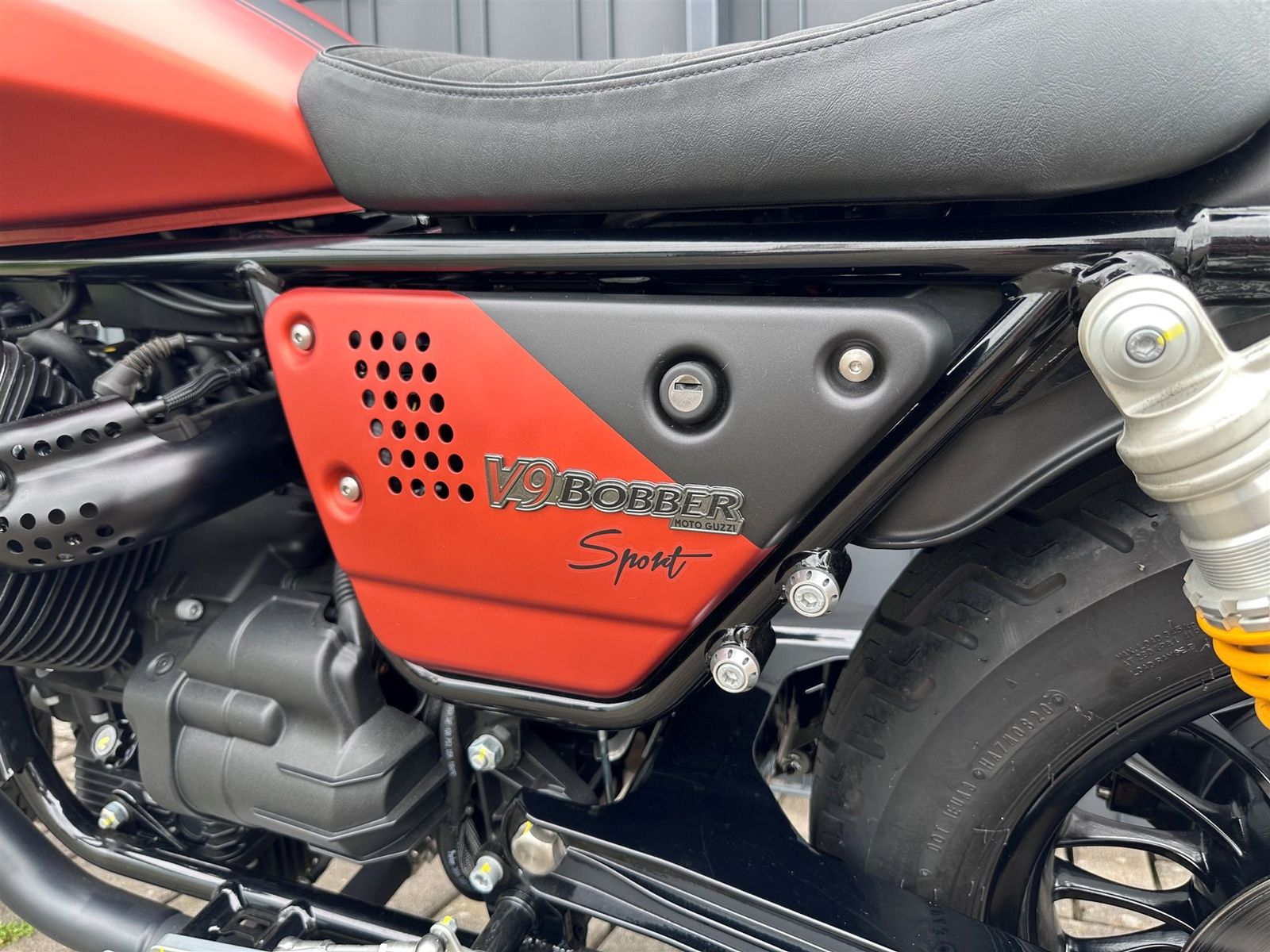Fahrzeugabbildung Moto Guzzi V9 Bobber Sport