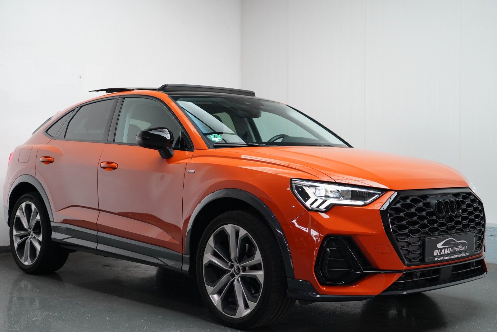 Audi Q3 Sportback 35TDI S line PANO MATRIX ESITZE KAM foto 3