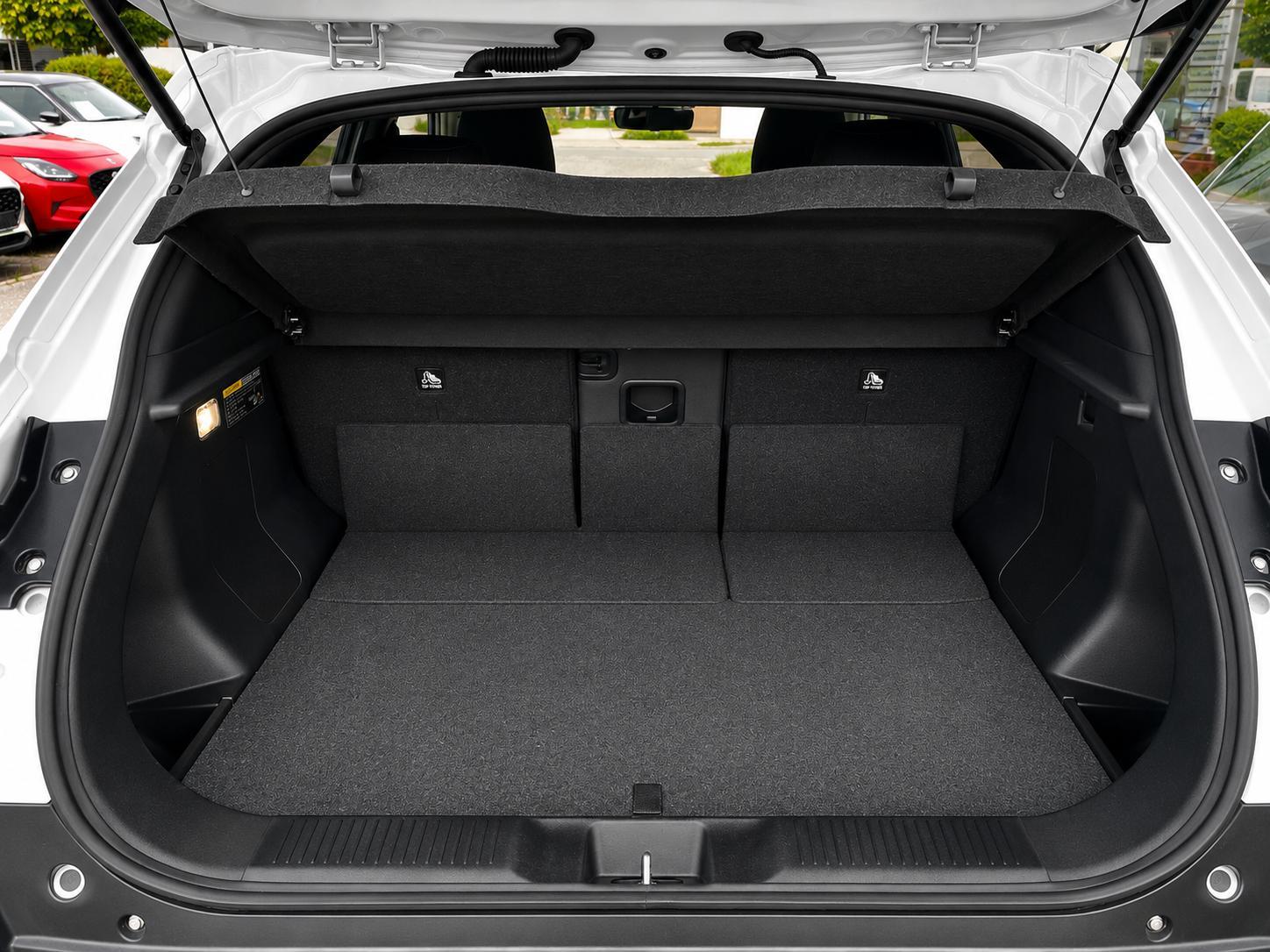 Suzuki e Vitara Club eAxle  106 kW (144 PS) 49 kWh-B...