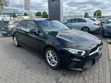 Mercedes-Benz A 180 d Limousine Style AHK+Digi+LED+Park+Media - : Klimaanlage, Media