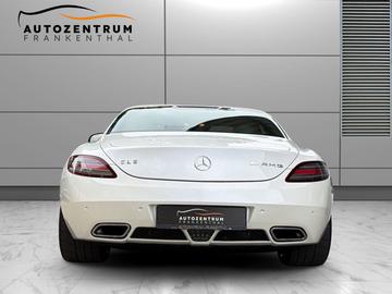 2010 Mercedes-BENZ SLS AMG — фото 4